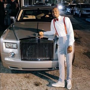 Meet your Posher, Deandre